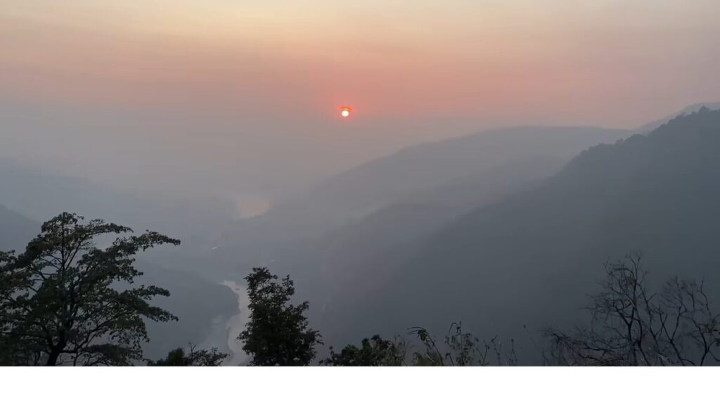 Hidden Sunset Point Kyarki - Rishikesh budget solo trip itinerary