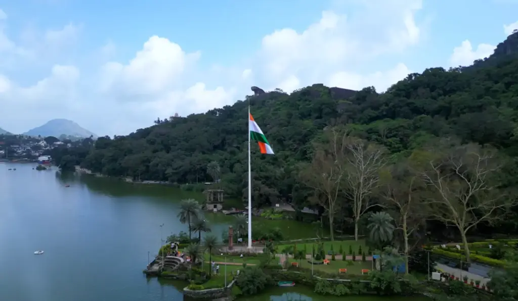 Indian national flag overlooking Nakki Lake and gardens in Mount Abu